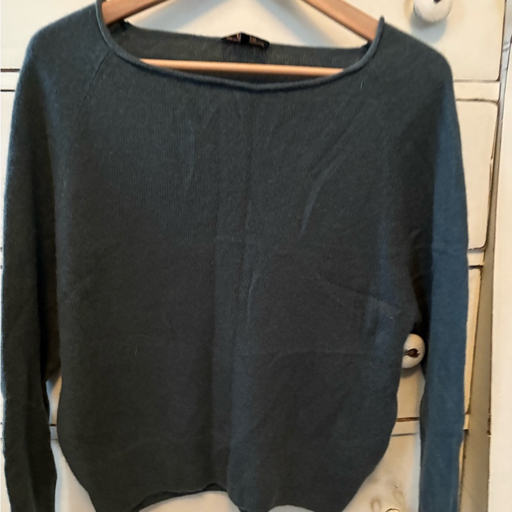 Quince Mongolian Cashmere Boatneck Sweater in Moss - size small - Picture 3 of 7